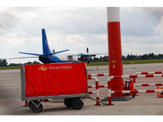 Suspension of shipments to the UK