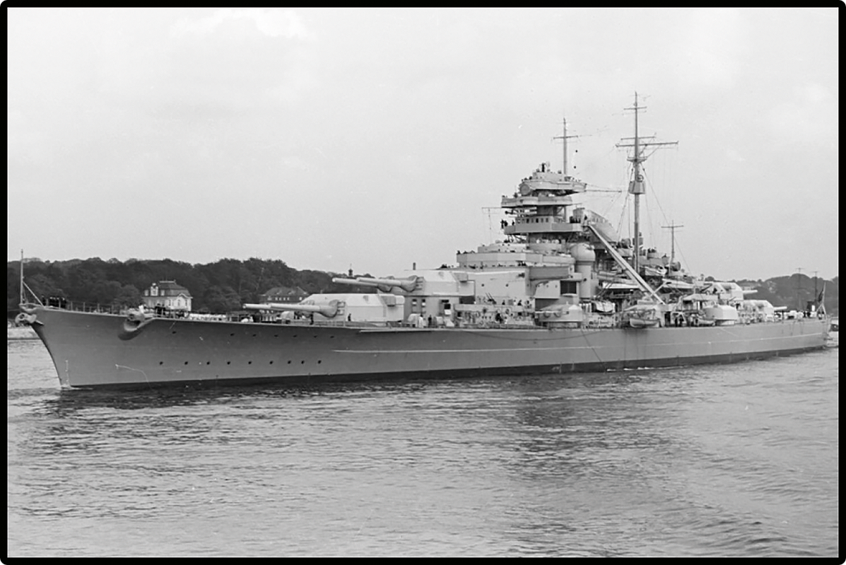 Battleship Bismarck - fot. 8