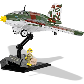 Messerschmitt Me 163B Komet & Scheuch-Schlepper - Limited Edition