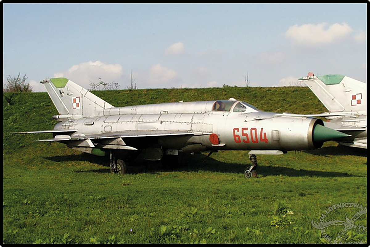MiG-21MF - fot. 8