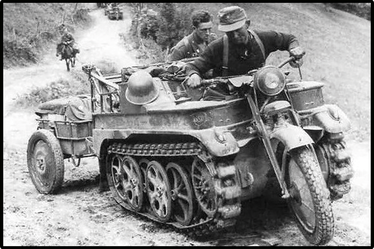 Historical photo of the Kettenkrad half-track vehicle with trailer.